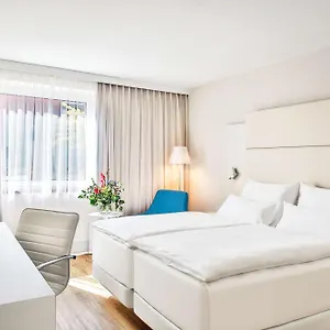 מלון Nh Vienna Airport Conference Center, שווכאט