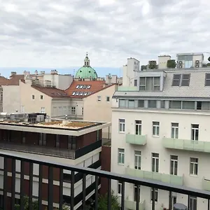  Apartment Moderne Trifft Tradition Im Herzen Wiens