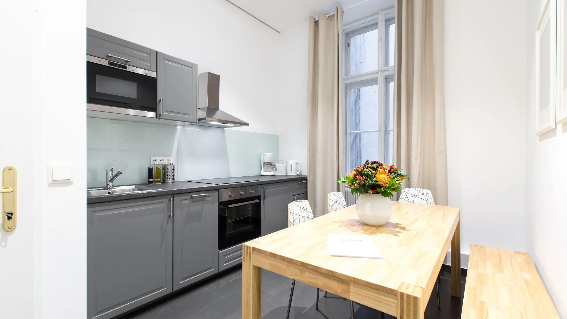Heymi Apartments In City Center Vienna Austria