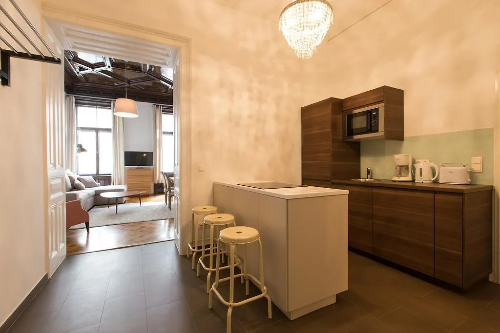 Heymi Apartments In City Center Wenen