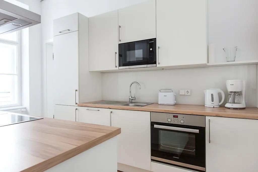 Heymi Apartments In City Center Wenen